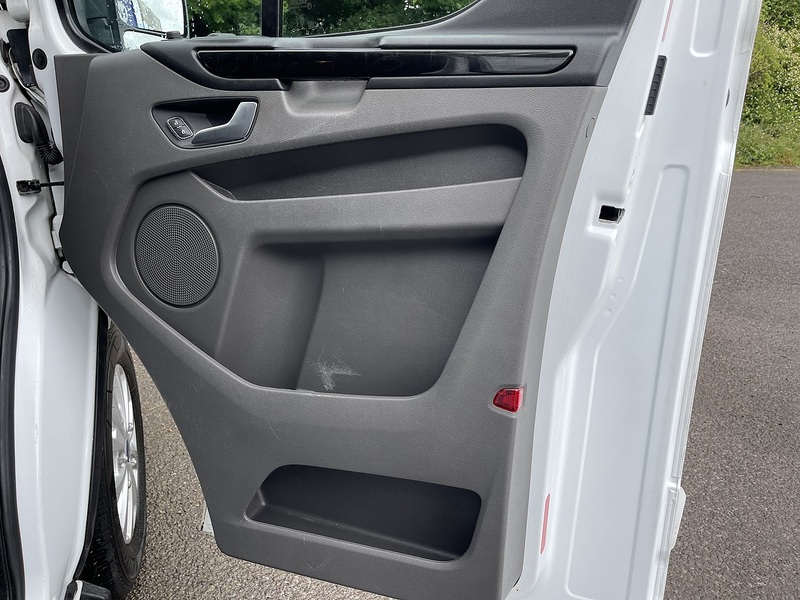 Ford Transit Custom 2.0 300 EcoBlue Limited L1 H1 Euro 6 (s/s) 5dr - U923