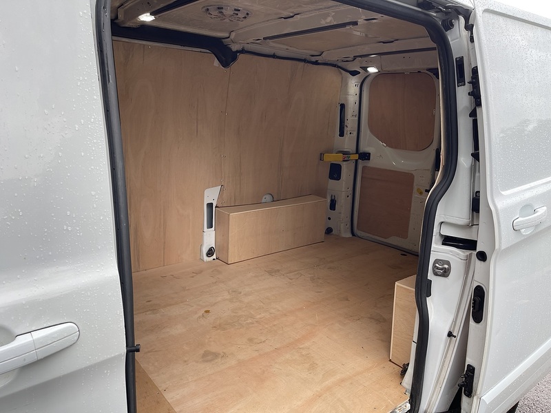 Ford Transit Custom 2.0 300 EcoBlue Limited L1 H1 Euro 6 (s/s) 5dr - U923