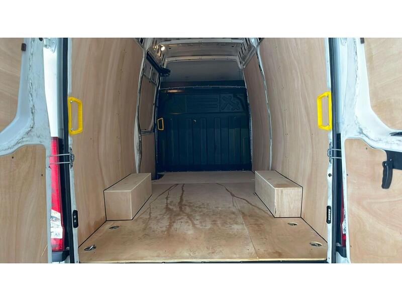 Iveco Daily 2.3D HPI 14V 35S 3520 MWB H2 Euro 6 (s/s) 5dr - U924