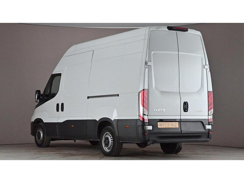 Iveco Daily 2.3D HPI 14V 35S 3520 MWB H2 Euro 6 (s/s) 5dr - U924