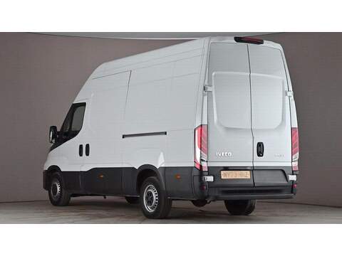 Iveco Daily 2.3D HPI 14V 35S 3520 MWB H2 Euro 6 (s/s) 5dr - U924