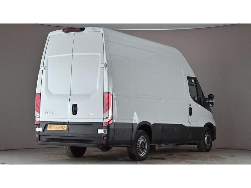 Iveco Daily 2.3D HPI 14V 35S 3520 MWB H2 Euro 6 (s/s) 5dr - U924