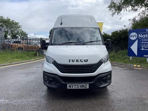 Iveco Daily 2.3D HPI 14V 35S 3520 MWB H2 Euro 6 (s/s) 5dr - U924