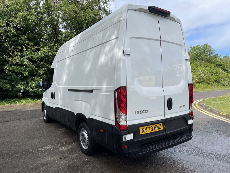 Iveco Daily 2.3D HPI 14V 35S 3520 MWB H2 Euro 6 (s/s) 5dr - U924