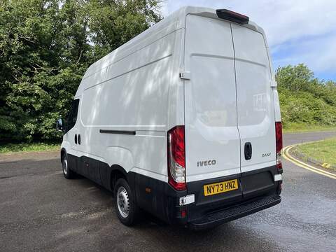 Iveco Daily 2.3D HPI 14V 35S 3520 MWB H2 Euro 6 (s/s) 5dr - U924