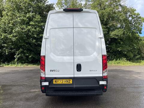 Iveco Daily 2.3D HPI 14V 35S 3520 MWB H2 Euro 6 (s/s) 5dr - U924