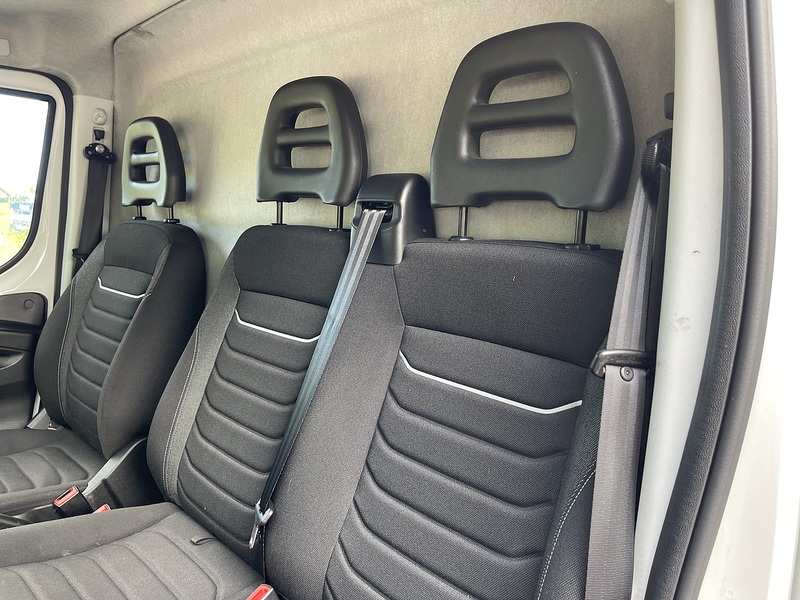 Iveco Daily 2.3D HPI 14V 35S 3520 MWB H2 Euro 6 (s/s) 5dr - U924