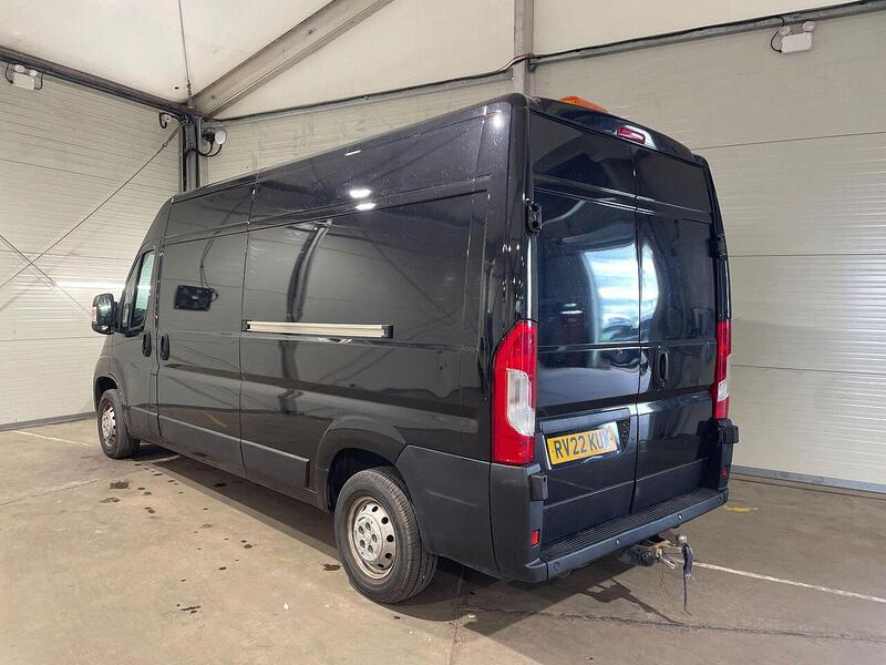Peugeot Boxer 2.2 BlueHDi 335 Professional L3 H2 Euro 6 (s/s) 5dr - U925