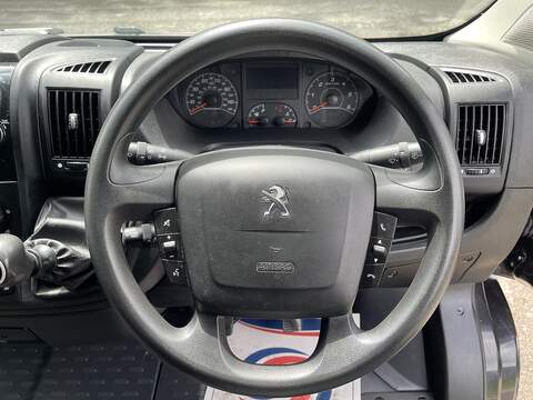 Peugeot Boxer 2.2 BlueHDi 335 Professional L3 H2 Euro 6 (s/s) 5dr - U925