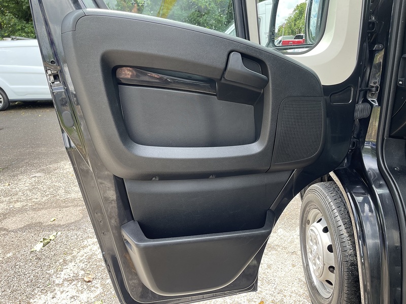 Peugeot Boxer 2.2 BlueHDi 335 Professional L3 H2 Euro 6 (s/s) 5dr - U925