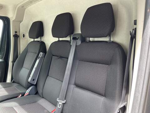 Peugeot Boxer 2.2 BlueHDi 335 Professional L3 H2 Euro 6 (s/s) 5dr - U925