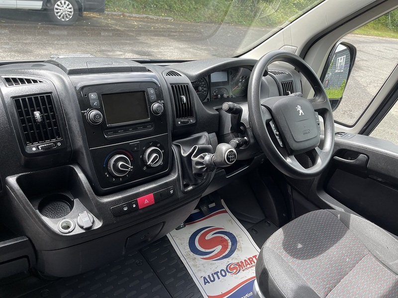 Peugeot Boxer 2.2 BlueHDi 335 Professional L3 H2 Euro 6 (s/s) 5dr - U925