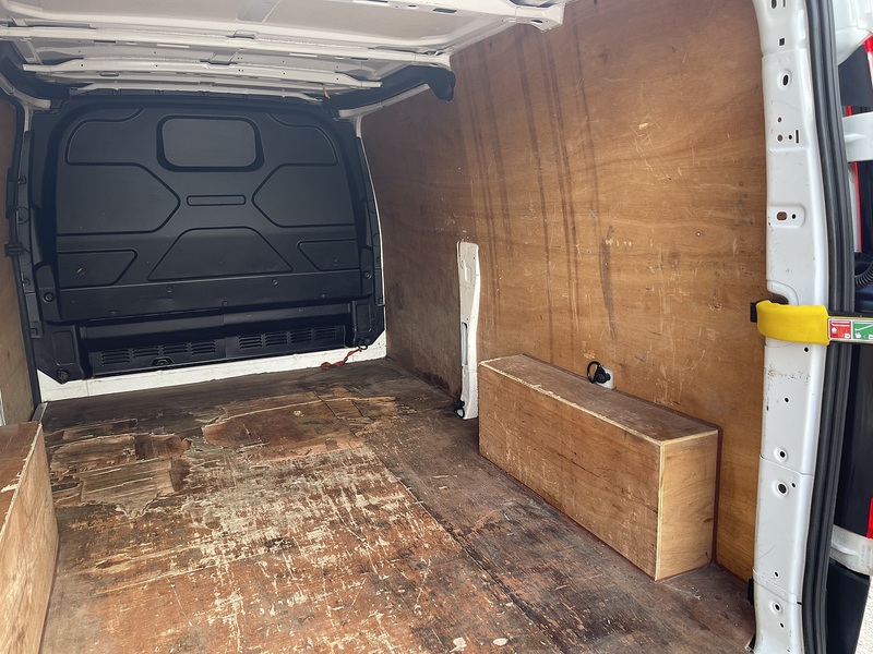 Ford Transit Custom 2.0 300 EcoBlue Leader L2 H1 Euro 6 (s/s) 5dr - U926