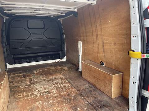 Ford Transit Custom 2.0 300 EcoBlue Leader L2 H1 Euro 6 (s/s) 5dr - U926