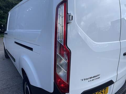 Ford Transit Custom 2.0 300 EcoBlue Leader L2 H1 Euro 6 (s/s) 5dr - U926