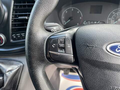 Ford Transit Custom 2.0 300 EcoBlue Leader L2 H1 Euro 6 (s/s) 5dr - U926