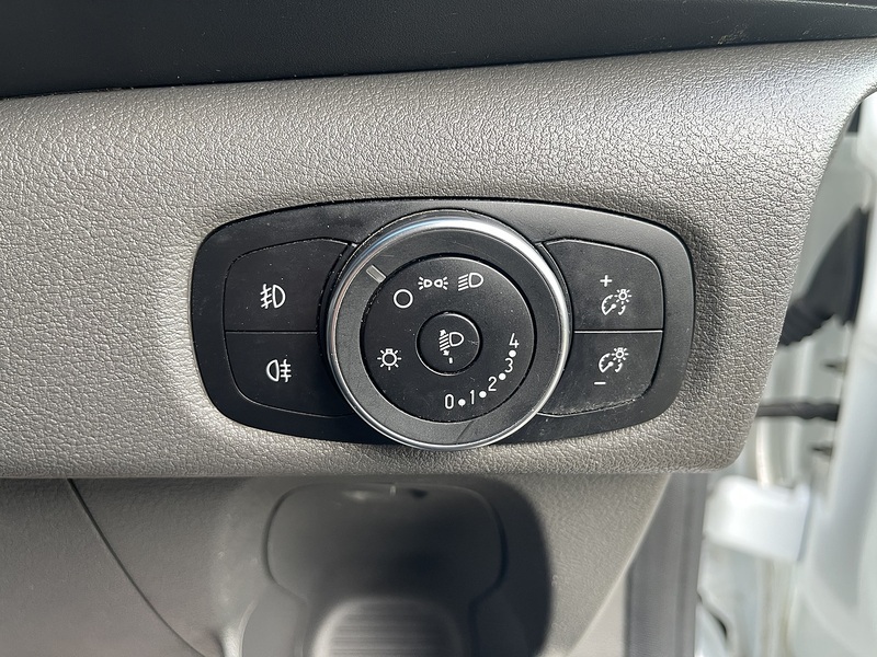 Ford Transit Custom 2.0 300 EcoBlue Leader L2 H1 Euro 6 (s/s) 5dr - U926