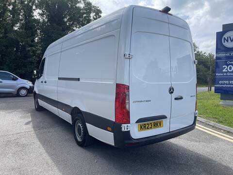 Mercedes-Benz Sprinter Sprinter Progressive Panel Van 1 Manual Diesel - U927