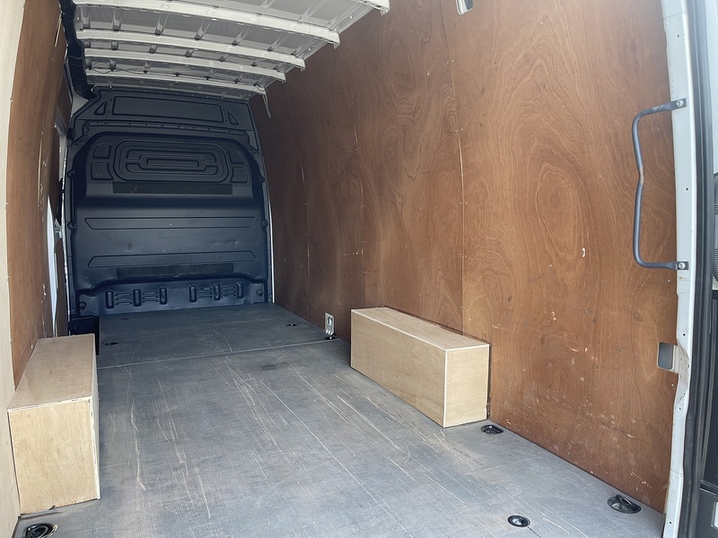 Mercedes-Benz Sprinter Sprinter Progressive Panel Van 1 Manual Diesel - U927