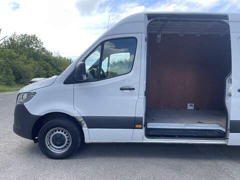 Mercedes-Benz Sprinter Sprinter Progressive Panel Van 1 Manual Diesel - U927