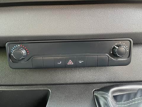 Mercedes-Benz Sprinter Sprinter Progressive Panel Van 1 Manual Diesel - U927