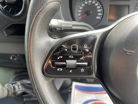 Mercedes-Benz Sprinter Sprinter Progressive Panel Van 1 Manual Diesel - U927