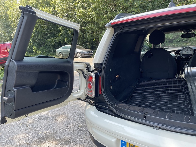 MINI Clubvan 1.6 Cooper D Euro 5 (s/s) 5dr - U930