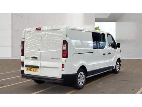 Renault Trafic 2.0 dCi Blue LL30 Business+ Crew Van L2 H1 Euro 6 (s/s) 6dr - U934