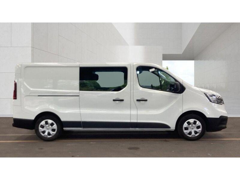 Renault Trafic 2.0 dCi Blue LL30 Business+ Crew Van L2 H1 Euro 6 (s/s) 6dr - U934