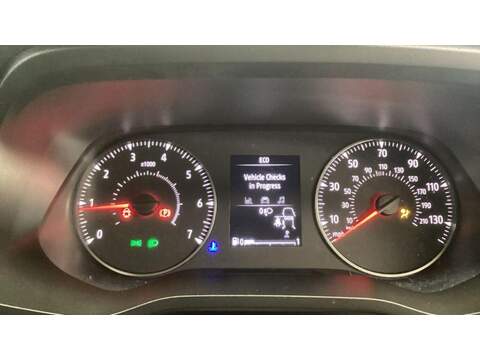 Renault Trafic 2.0 dCi Blue LL30 Business+ Crew Van L2 H1 Euro 6 (s/s) 6dr - U934