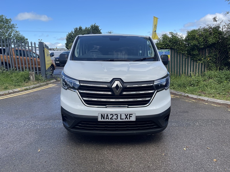 Renault Trafic 2.0 dCi Blue LL30 Business+ Crew Van L2 H1 Euro 6 (s/s) 6dr - U934
