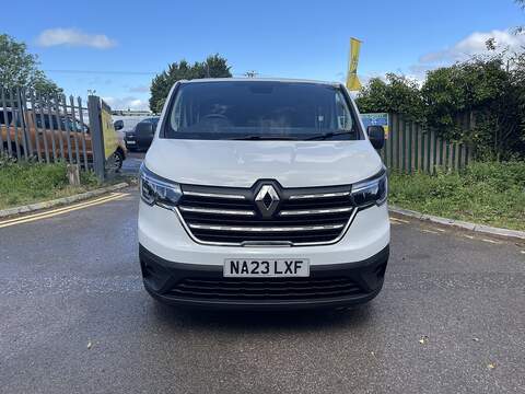 Renault Trafic 2.0 dCi Blue LL30 Business+ Crew Van L2 H1 Euro 6 (s/s) 6dr - U934