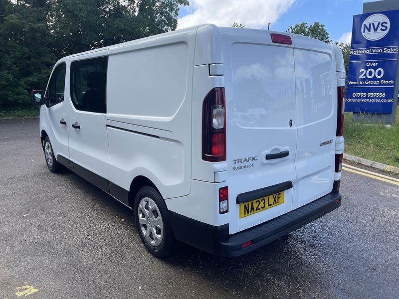 Renault Trafic 2.0 dCi Blue LL30 Business+ Crew Van L2 H1 Euro 6 (s/s) 6dr - U934