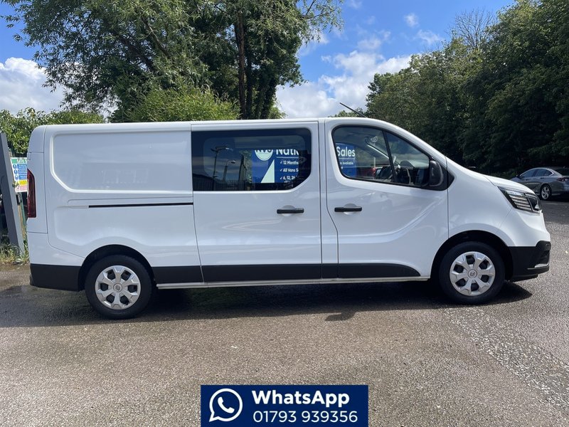 Renault Trafic 2.0 dCi Blue LL30 Business+ Crew Van L2 H1 Euro 6 (s/s) 6dr - U934
