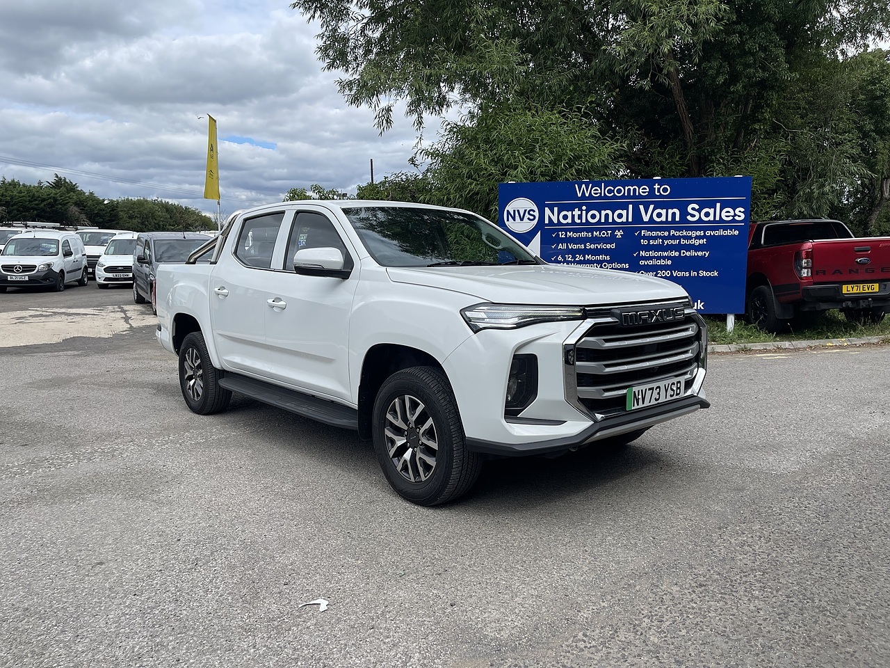 2023 MAXUS T90