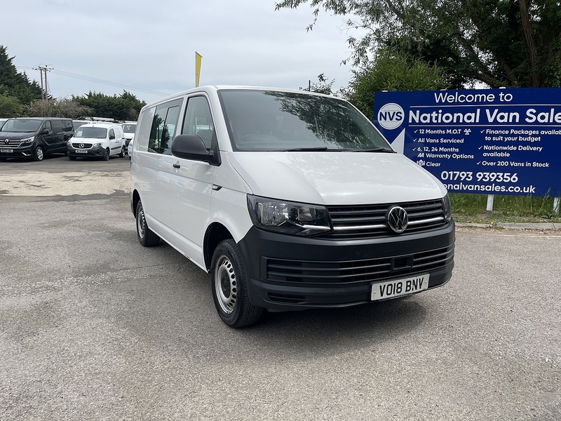 Volkswagen Transporter Transporter Startline Combi Van 1 Manual Diesel - U941