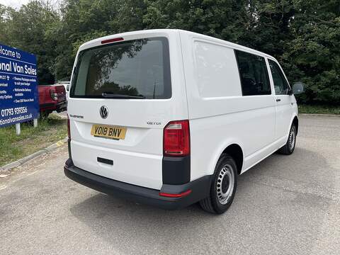 Volkswagen Transporter Transporter Startline Combi Van 1 Manual Diesel - U941