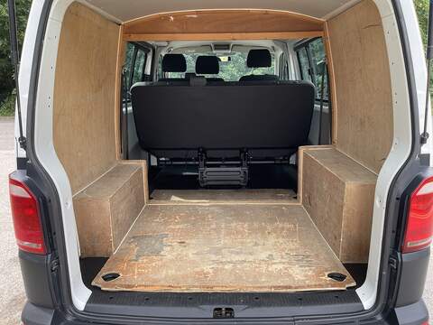 Volkswagen Transporter Transporter Startline Combi Van 1 Manual Diesel - U941