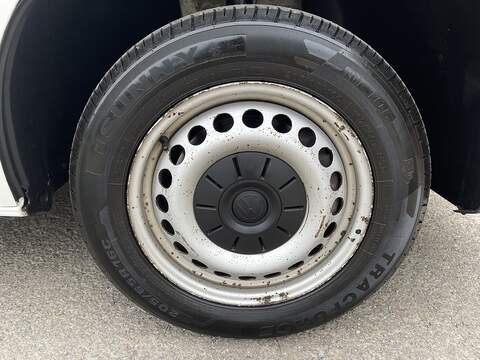 Volkswagen Transporter Transporter Startline Combi Van 1 Manual Diesel - U941