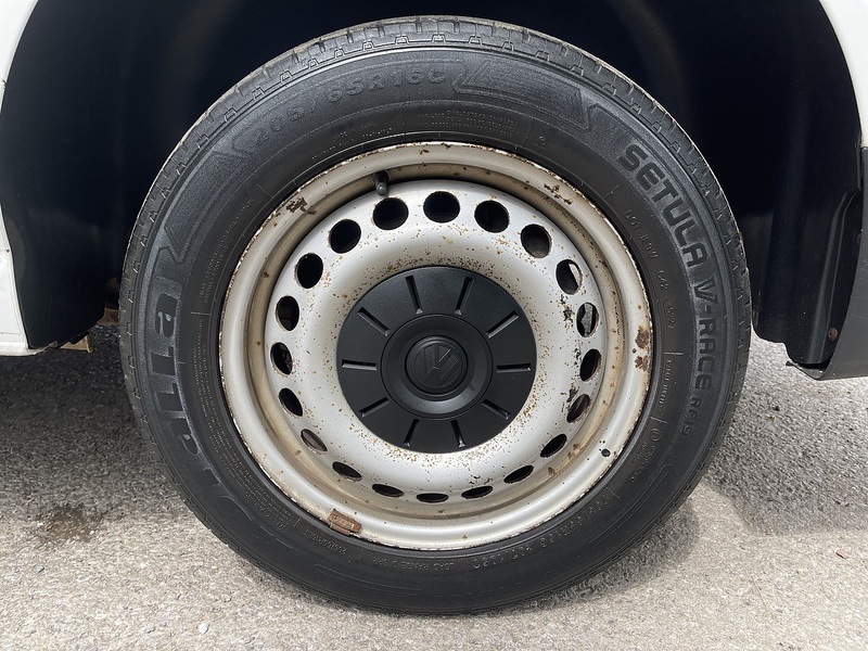 Volkswagen Transporter Transporter Startline Combi Van 1 Manual Diesel - U941