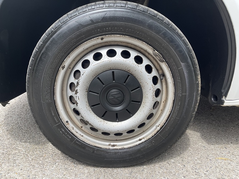 Volkswagen Transporter Transporter Startline Combi Van 1 Manual Diesel - U941