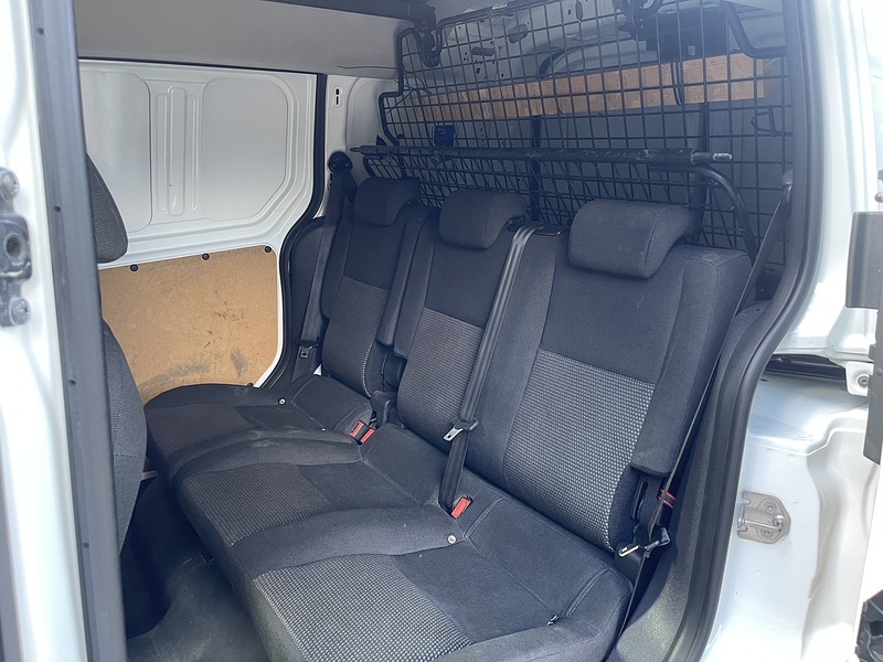 Ford Transit Connect 1.5 TDCi 220 L1 H1 6dr - U942