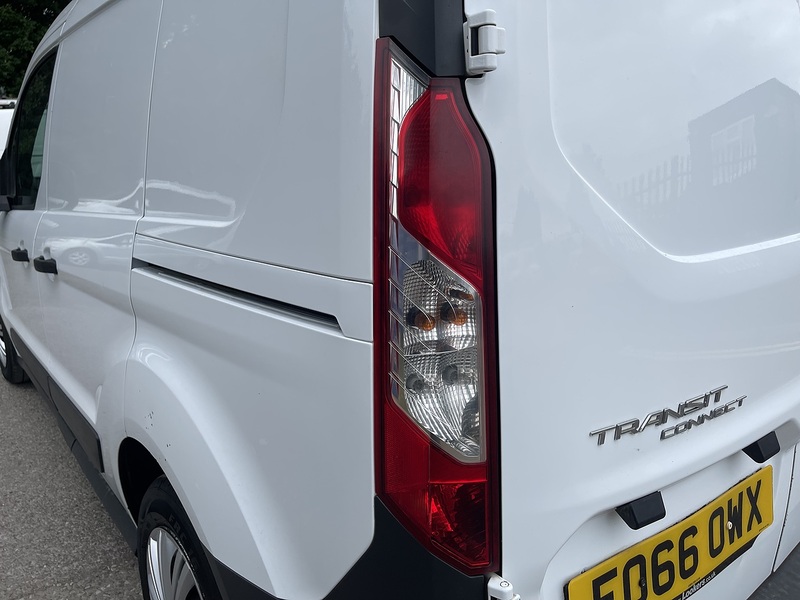 Ford Transit Connect 1.5 TDCi 220 L1 H1 6dr - U942