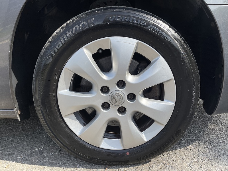 Vauxhall Combo Life 1.2 Turbo SE Auto Euro 6 (s/s) 5dr - U944