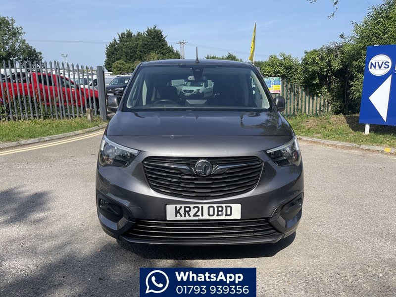Vauxhall Combo Life 1.2 Turbo SE Auto Euro 6 (s/s) 5dr - U944