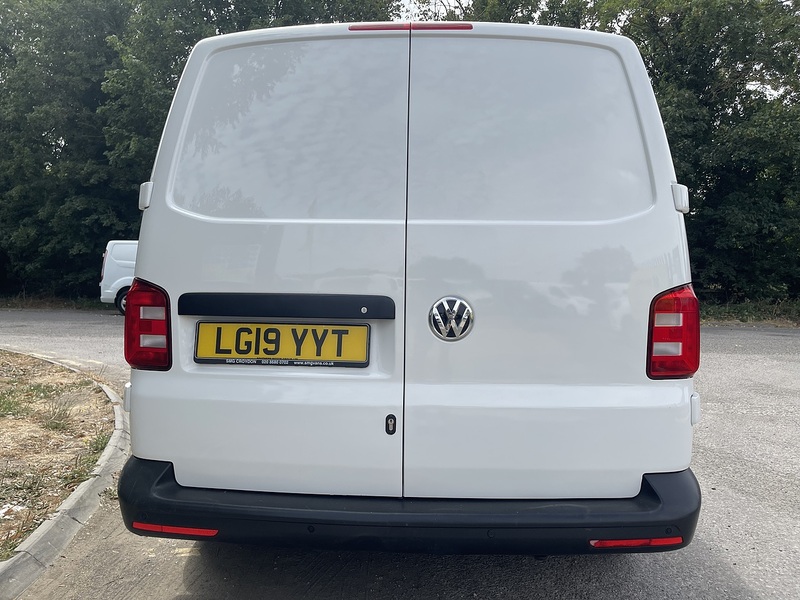 Volkswagen Transporter Transporter Startline Panel Van 1 Manual Diesel - U946