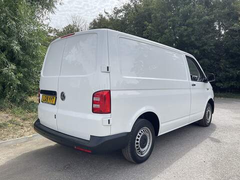 Volkswagen Transporter Transporter Startline Panel Van 1 Manual Diesel - U946