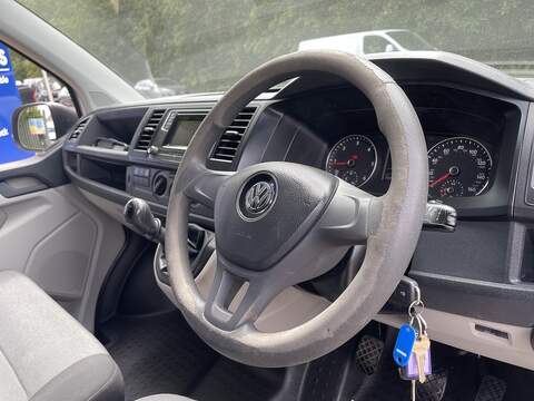 Volkswagen Transporter Transporter Startline Panel Van 1 Manual Diesel - U946