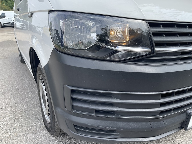 Volkswagen Transporter Transporter Startline Panel Van 1 Manual Diesel - U946