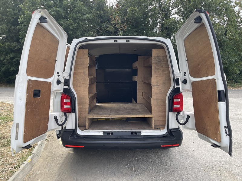 Volkswagen Transporter Transporter Startline Panel Van 1 Manual Diesel - U946